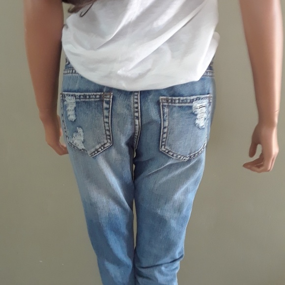 ZCO Distressed Crop Jeans - Picture 5 of 5